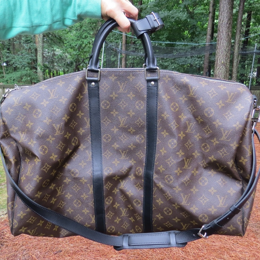 Louis Vuitton Keepall Bandouliere 55 Duffle Bag
